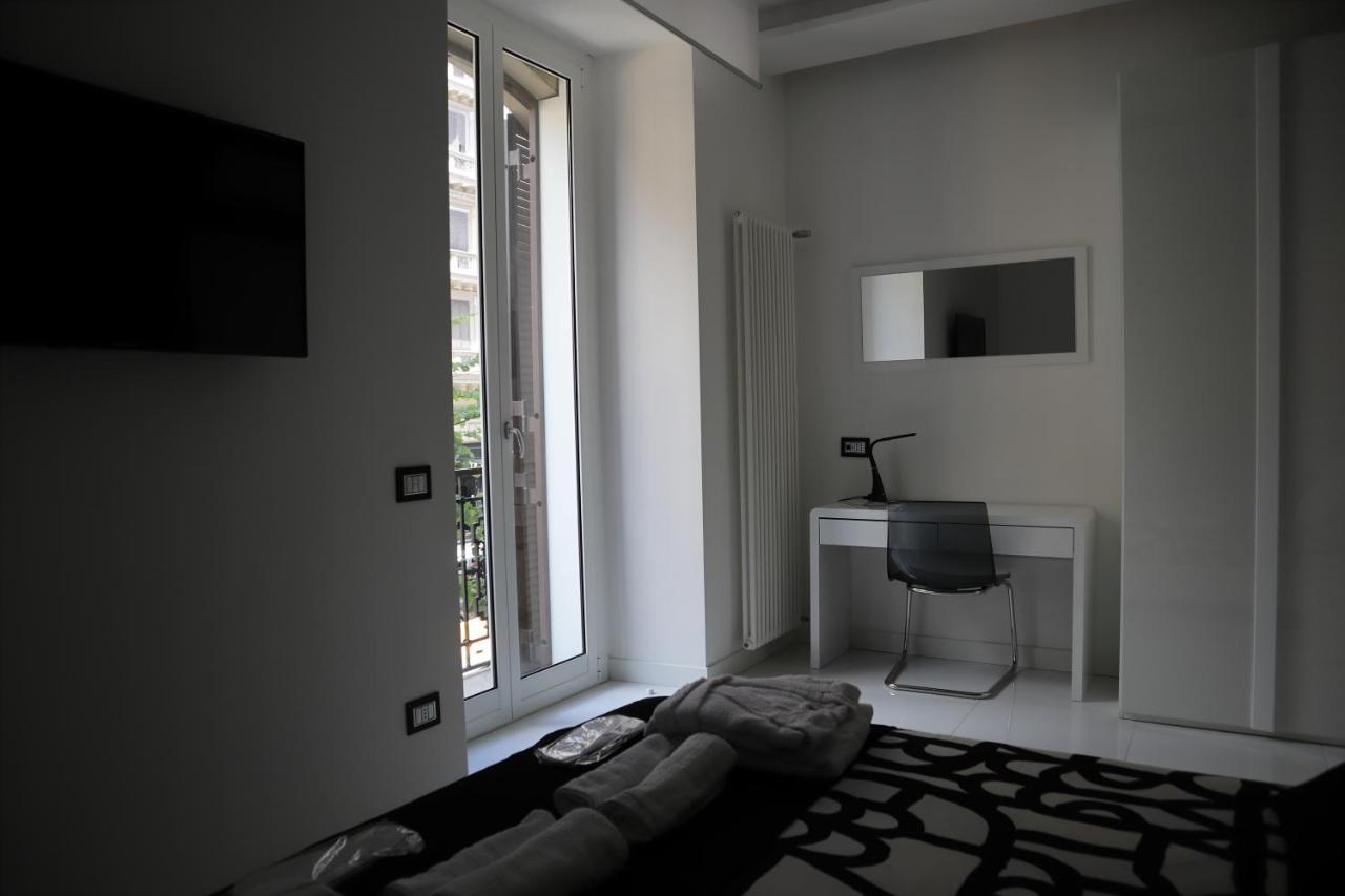 Rettifilo 201 Exclusive Rooms ナポリ エクステリア 写真